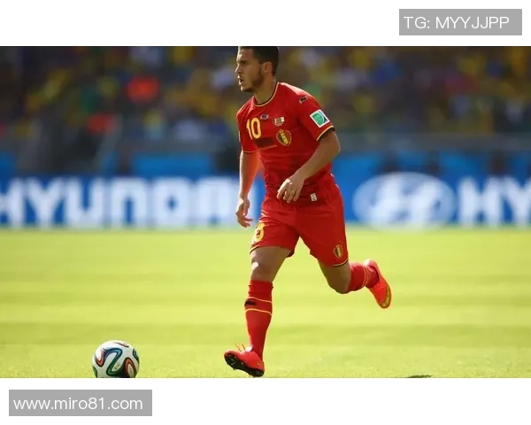 足球明星风采尽显的酷炫图片合集让你领略球场魅力与时尚风范